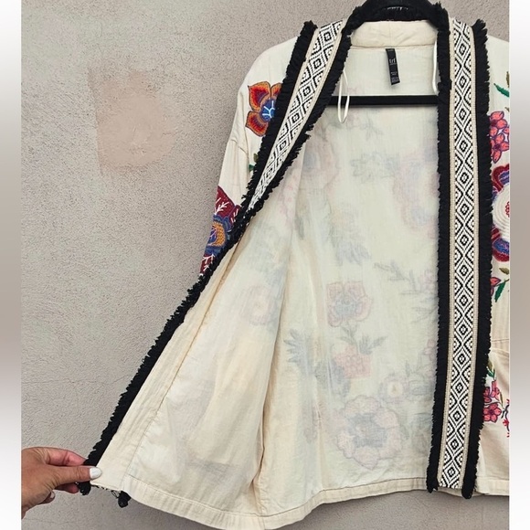 🔥 ZARA Stunning Floral Boho Embroidered Kimono Jacket Cotton Size S-M Blogger 💜 - Picture 9 of 9